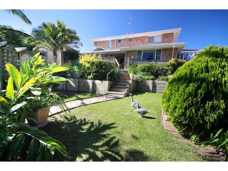 51 Karloo Street, Forster NSW 2428
