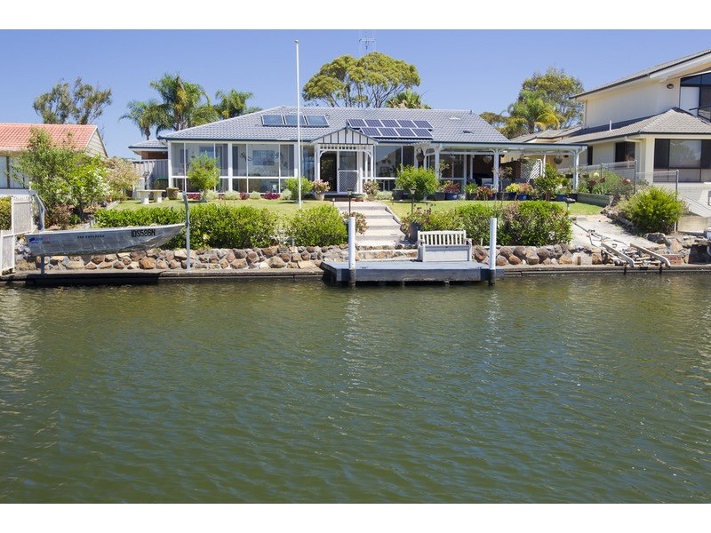 5 Elouera Crescent, Forster NSW 2428