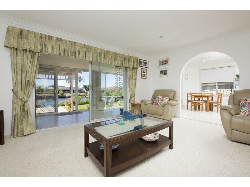 5 Elouera Crescent, Forster NSW 2428
