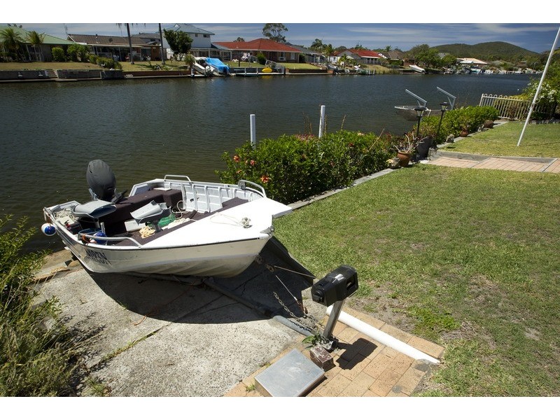 5 Elouera Crescent, Forster NSW 2428