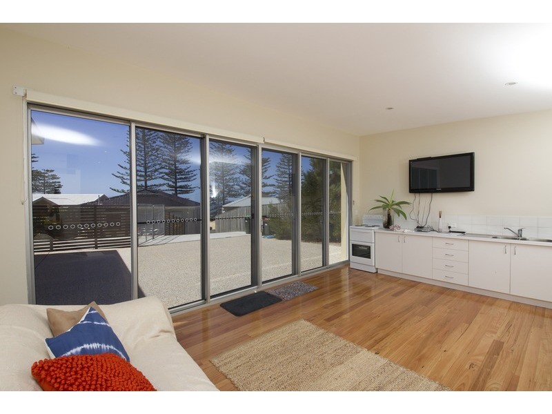 9 Main Street, Hallidays Point NSW 2430