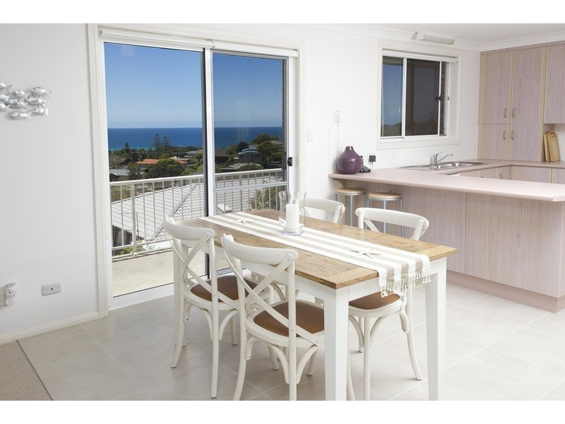 11 Churchill Road, Forster NSW 2428