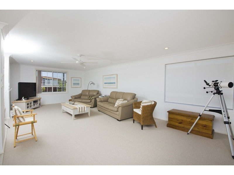 11 Churchill Road, Forster NSW 2428