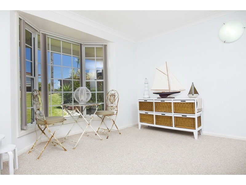 11 Churchill Road, Forster NSW 2428