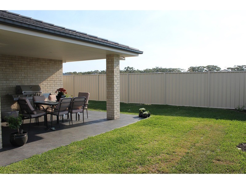 4 Massie Crescent, Tuncurry NSW 2428