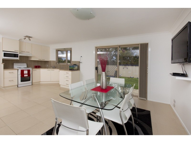 6 Arlington Place, Forster NSW 2428