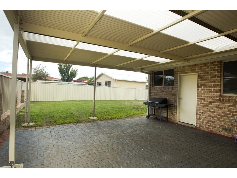 6 Arlington Place, Forster NSW 2428