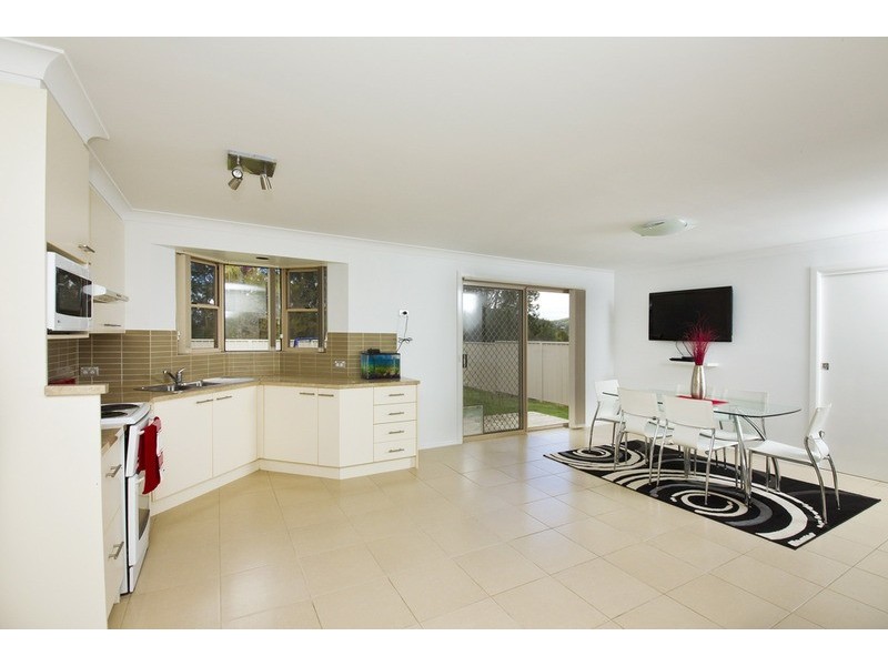 6 Arlington Place, Forster NSW 2428