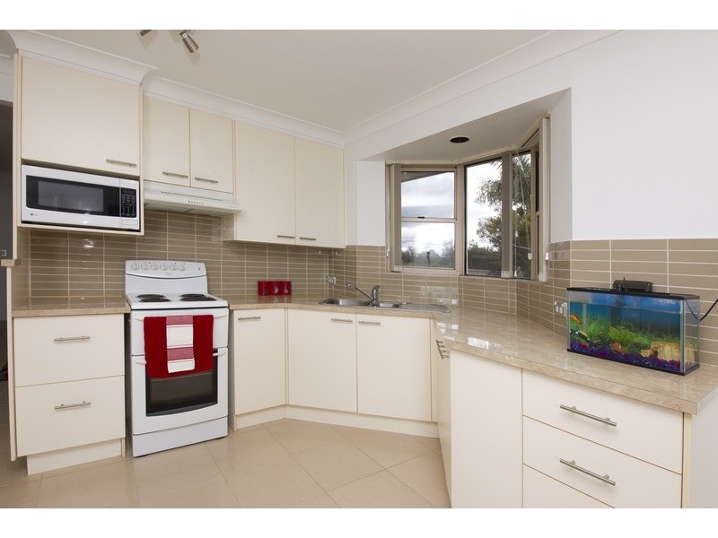 6 Arlington Place, Forster NSW 2428