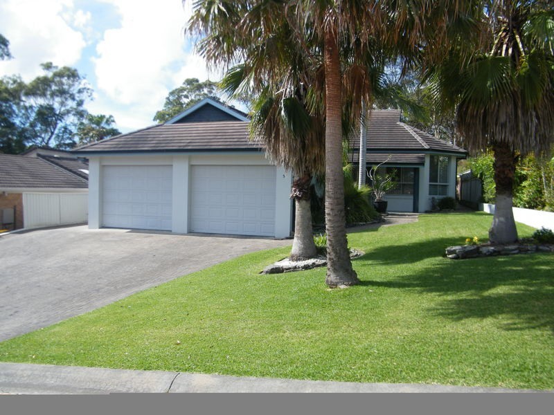 5  Zamia Place, Forster NSW 2428