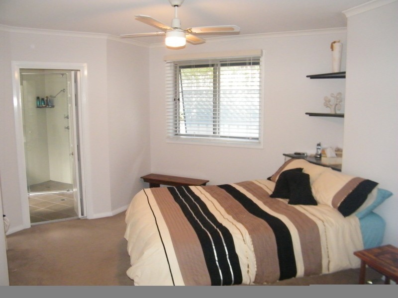 5  Zamia Place, Forster NSW 2428
