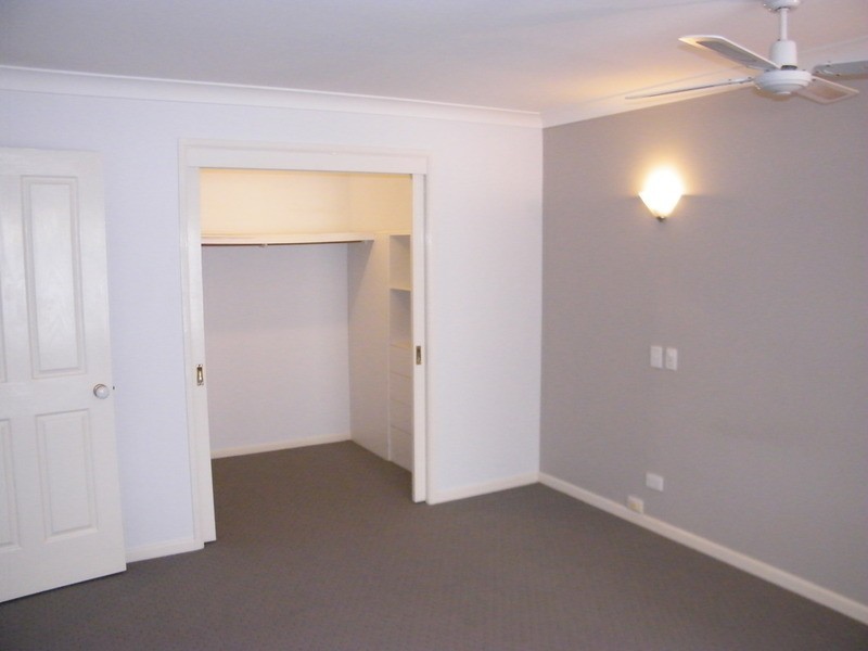 8 Zamia Place, Forster NSW 2428