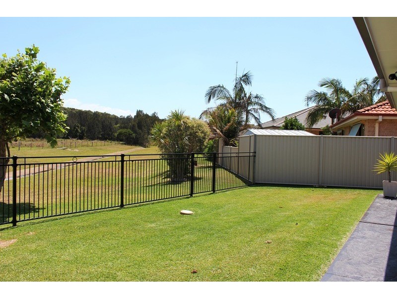 45 Wamara Crescent, Forster NSW 2428