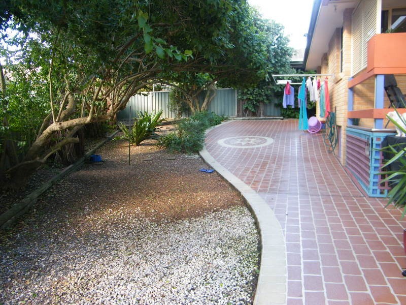 19 Burke  Close, Forster NSW 2428