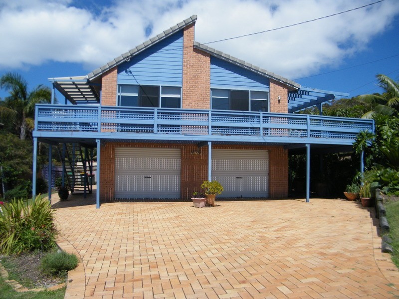 23 Lakeview Crescent, Forster NSW 2428