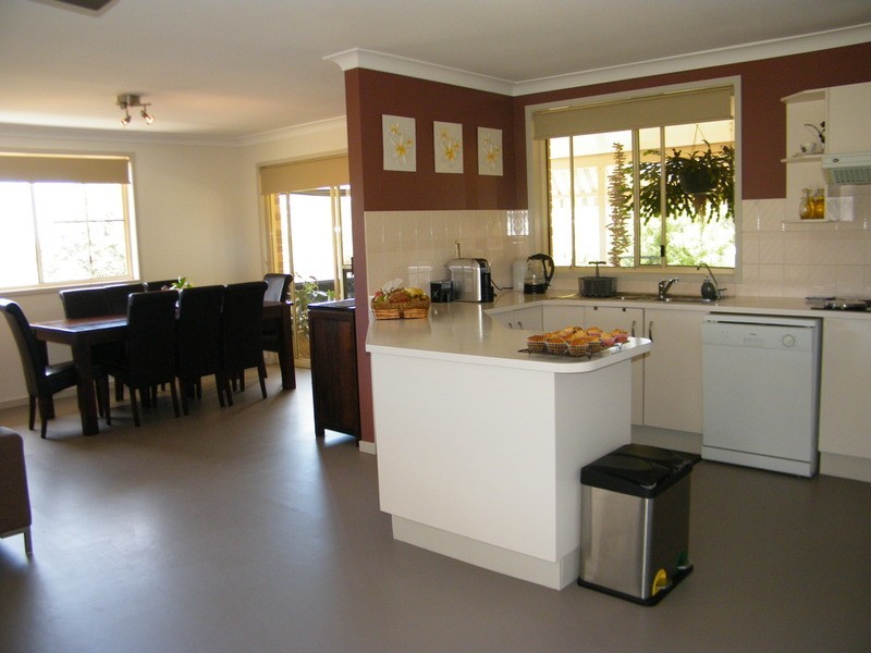 3 Paradise Avenue, Forster NSW 2428