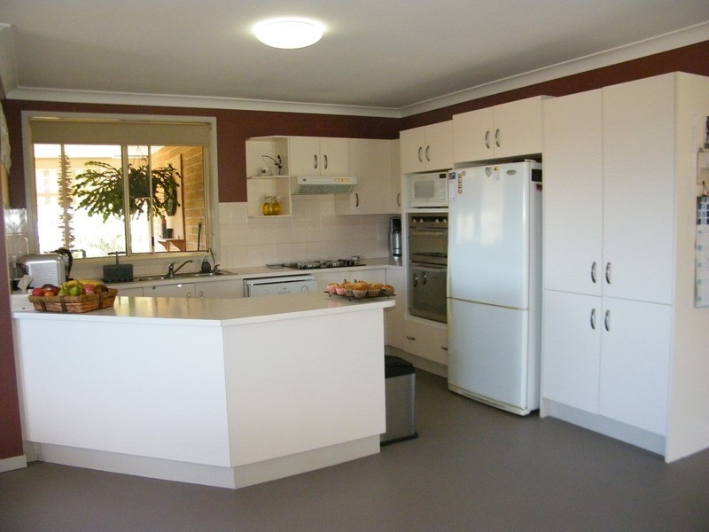 3 Paradise Avenue, Forster NSW 2428