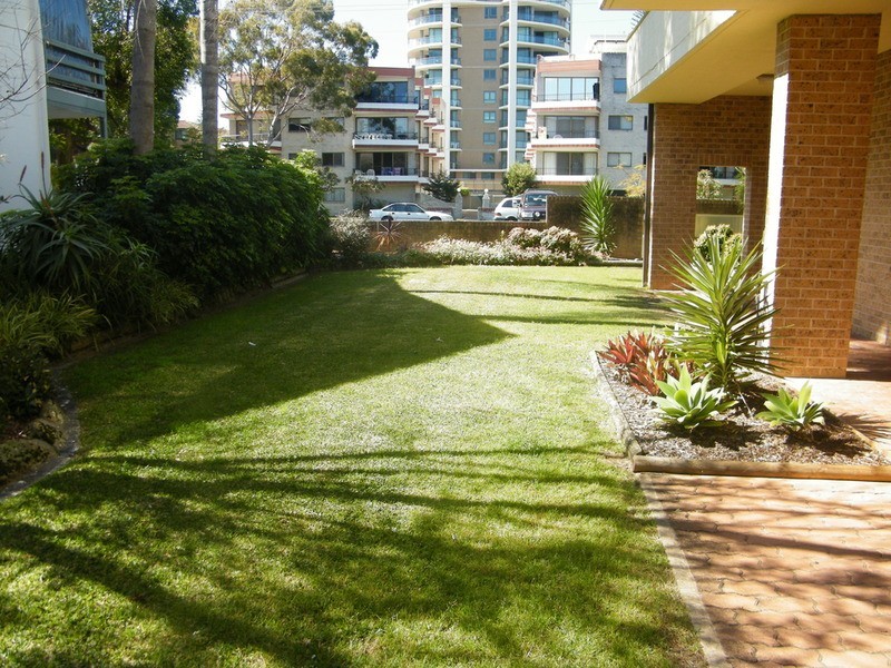 3/15 Wallis  Street, Forster NSW 2428