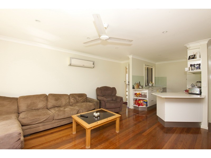 1&2/9 Lake Vista Crescent, Forster NSW 2428