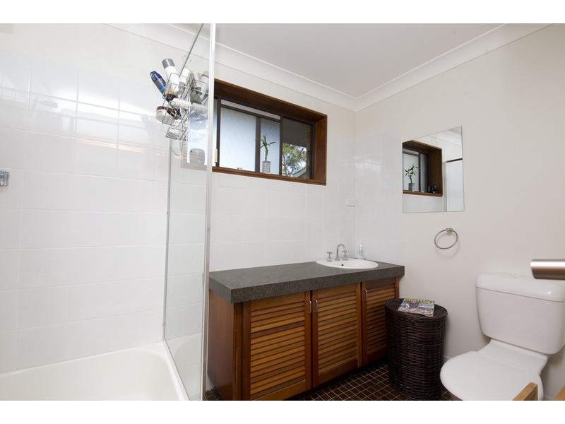 1&2/9 Lake Vista Crescent, Forster NSW 2428