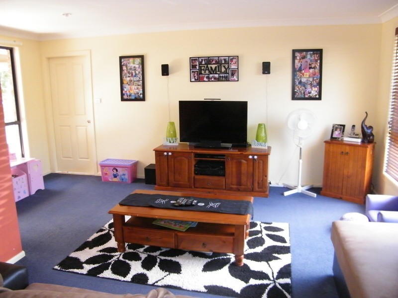 19 Bennett Place, Forster NSW 2428