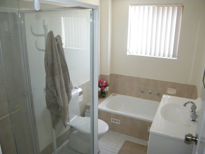 4/4 Catherine Street, Tuncurry NSW 2428