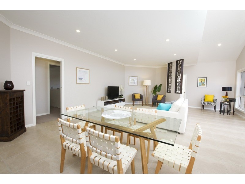 1 & 2/Cnr North & Parkes Street, Tuncurry NSW 2428