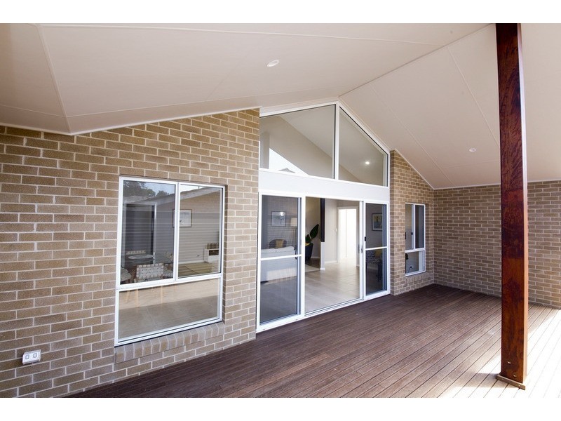 1 & 2/Cnr North & Parkes Street, Tuncurry NSW 2428