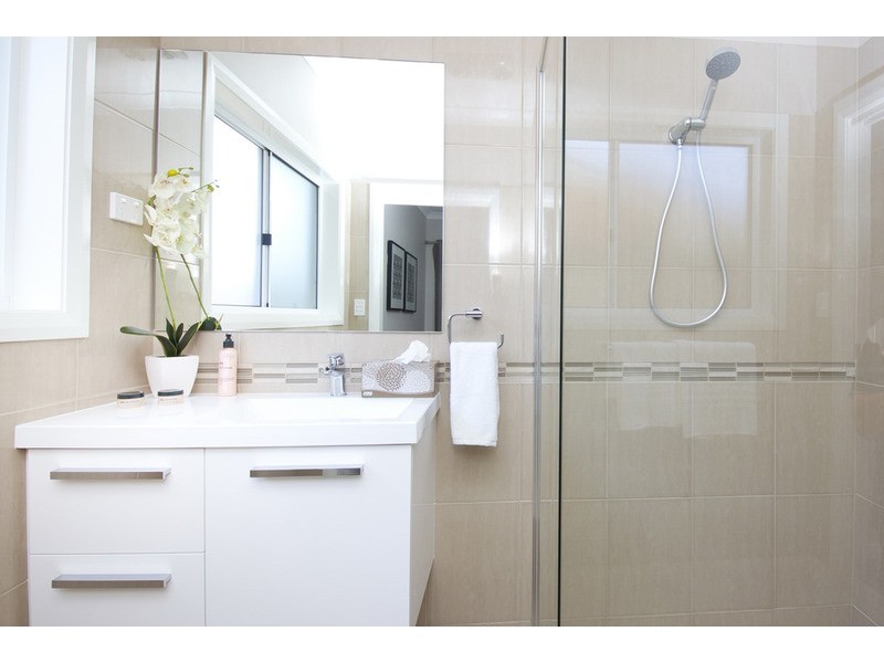 1 & 2/Cnr North & Parkes Street, Tuncurry NSW 2428