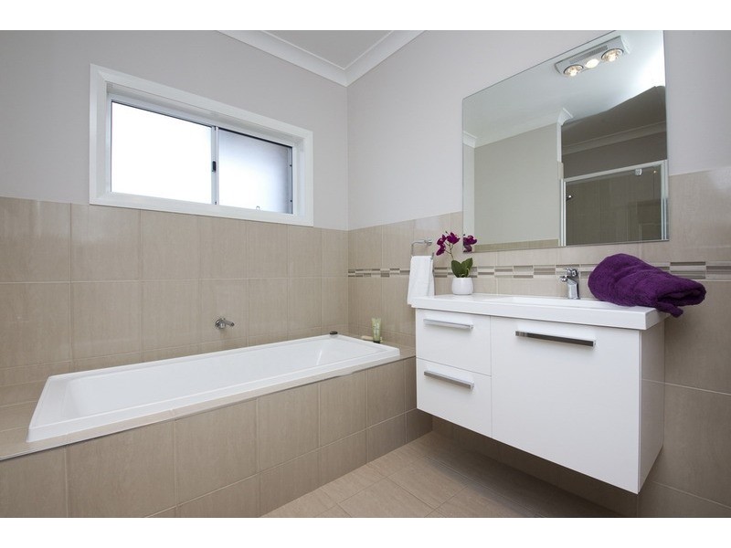 1 & 2/Cnr North & Parkes Street, Tuncurry NSW 2428