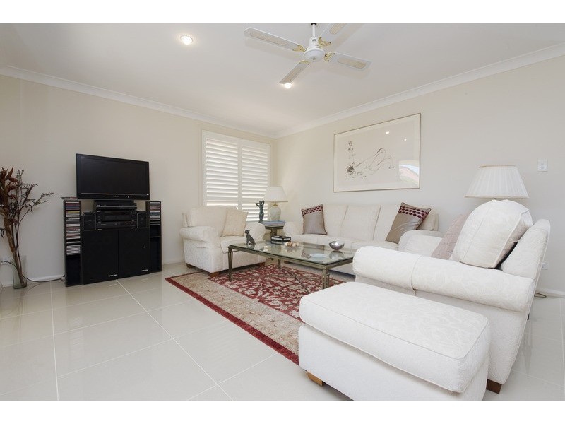 1 Nakara Court, Forster NSW 2428