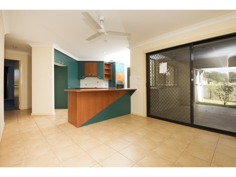 7 Meers Drive, Hallidays Point NSW 2430