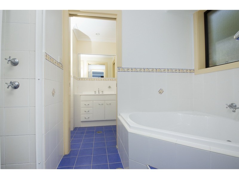 7 Meers Drive, Hallidays Point NSW 2430