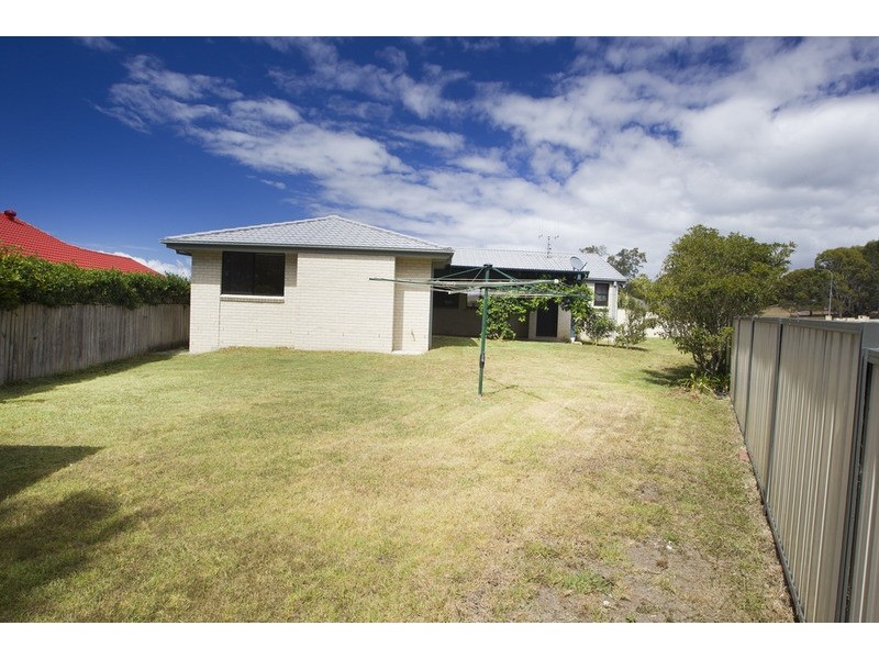 7 Meers Drive, Hallidays Point NSW 2430