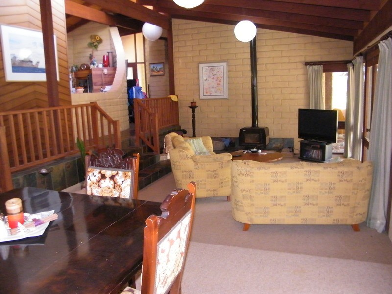 20 Kiwarrak Drive, Rainbow Flat NSW 2430