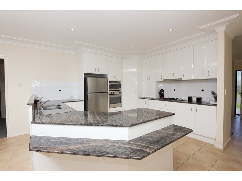 3 Elouera Crescent, Forster NSW 2428