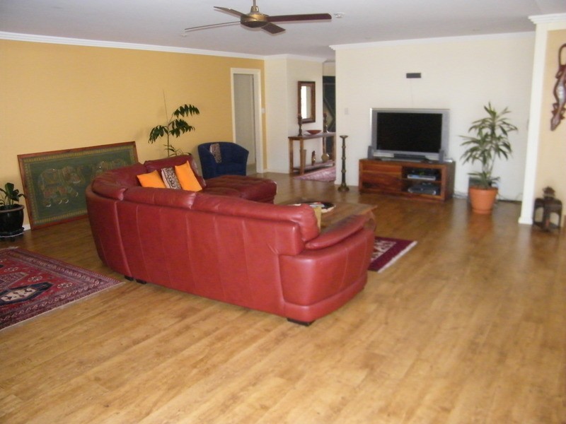 4 Meers Drive, Black Head NSW 2430