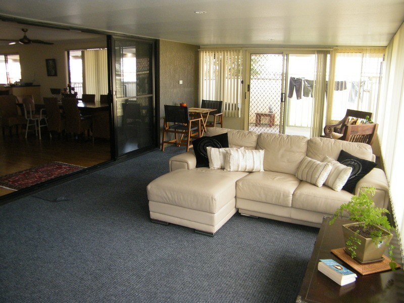 4 Meers Drive, Black Head NSW 2430