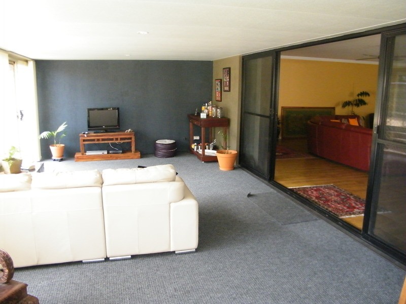 4 Meers Drive, Black Head NSW 2430