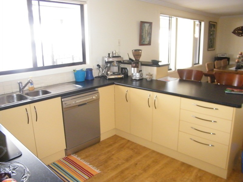 4 Meers Drive, Black Head NSW 2430