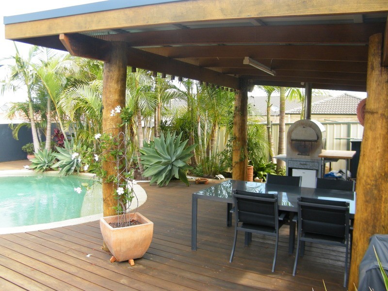 4 Meers Drive, Black Head NSW 2430