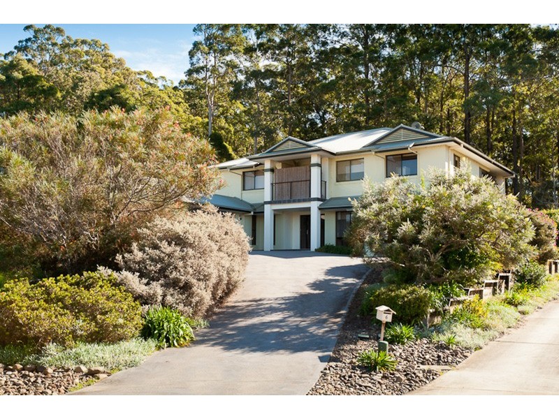 6 The Grove, Tallwoods Village NSW 2430