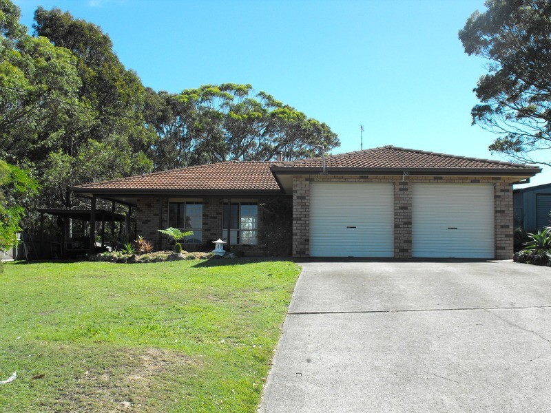 33 South Street, Forster NSW 2428
