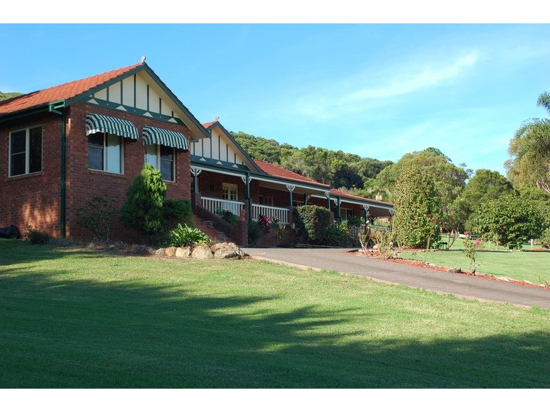 225 Cape Hawke Drive, Forster NSW 2428