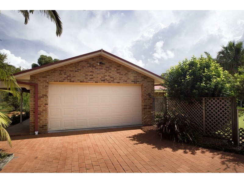 4 Gunsynd Close, Tuncurry NSW 2428