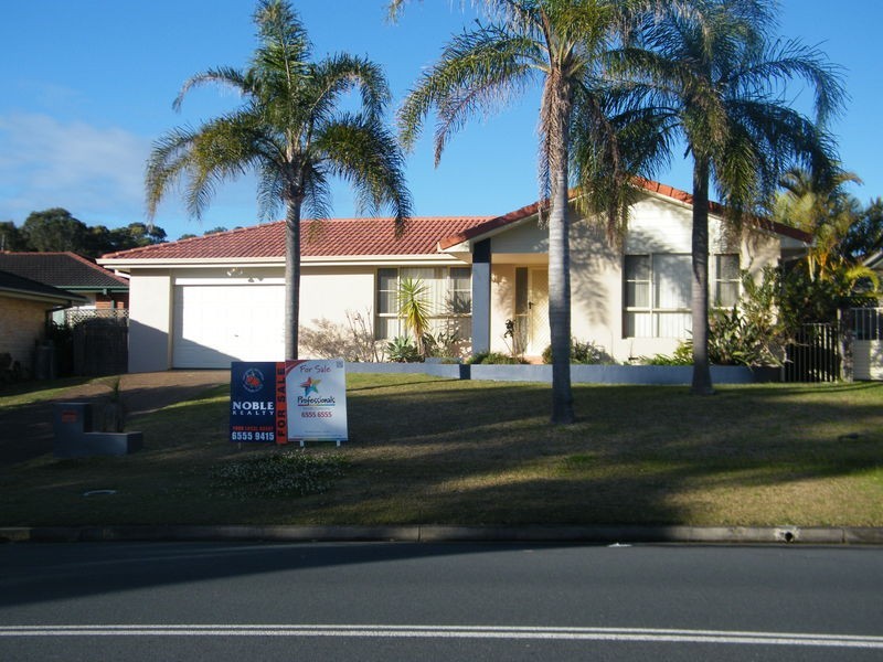 15 Kentia Drive, Forster NSW 2428