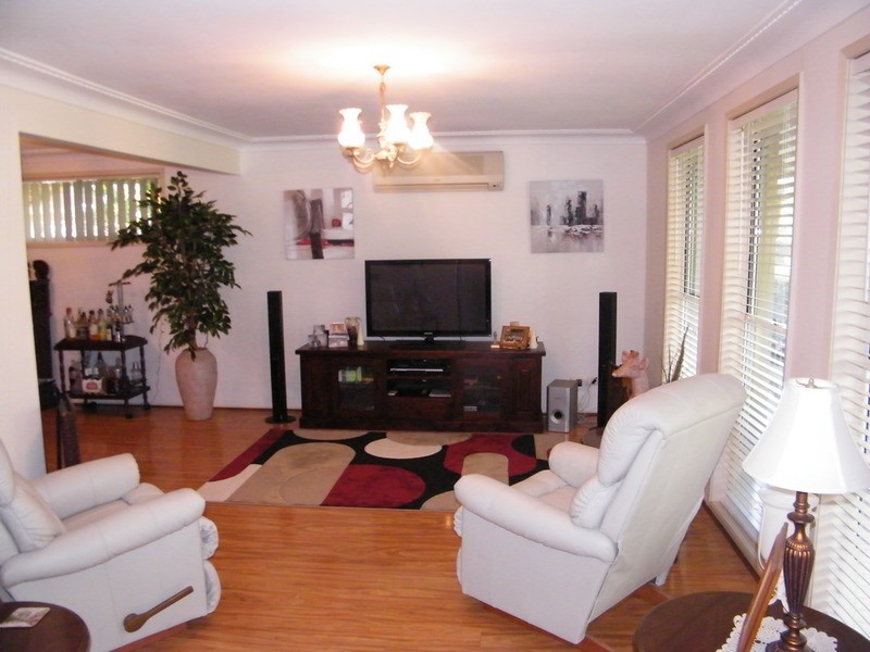 1 Leguna Crescent, Forster NSW 2428