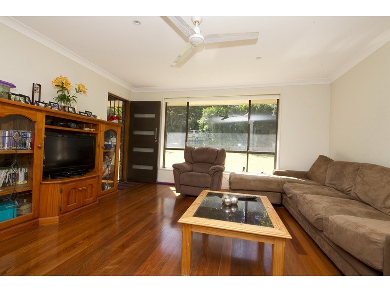 1/9 Lake Vista Crescent, Forster NSW 2428