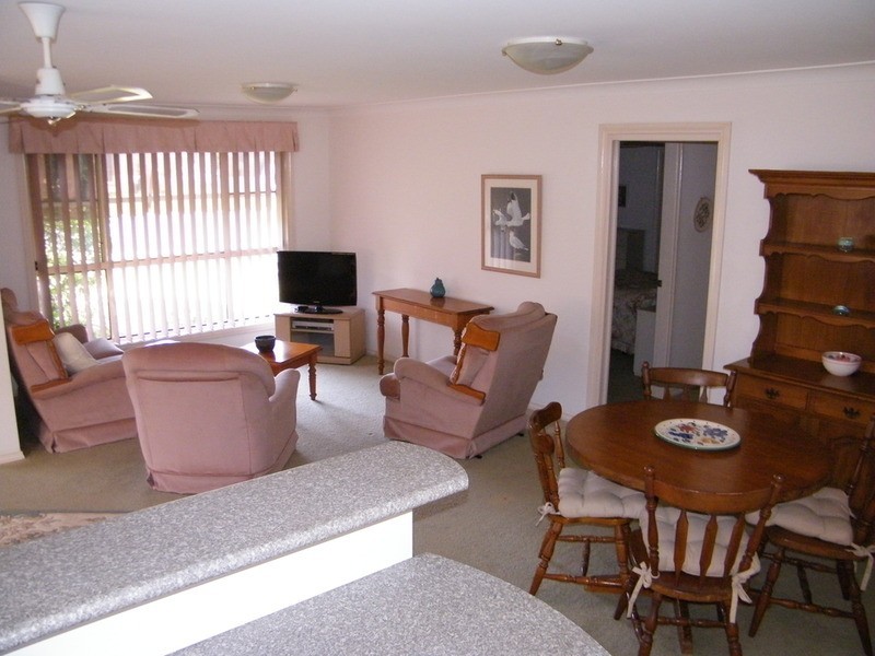 1/5 Woodward  Place, Tuncurry NSW 2428