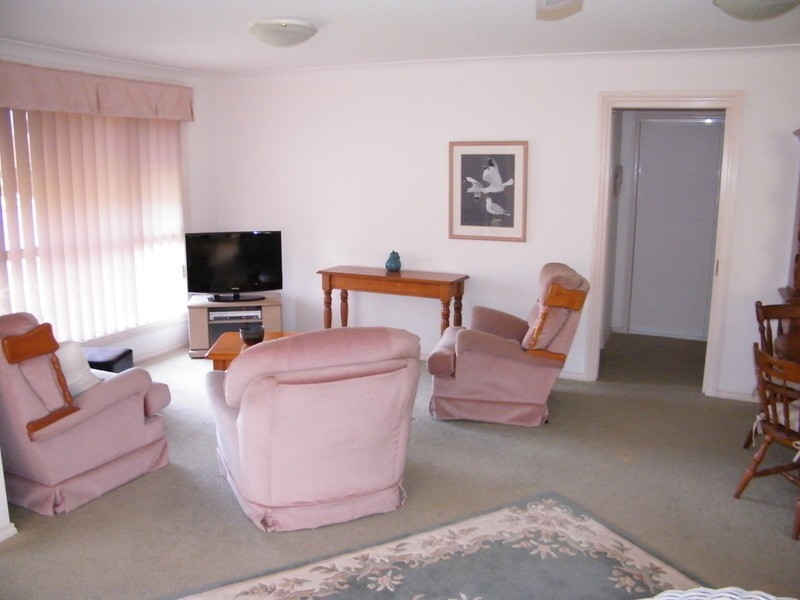 1/5 Woodward  Place, Tuncurry NSW 2428